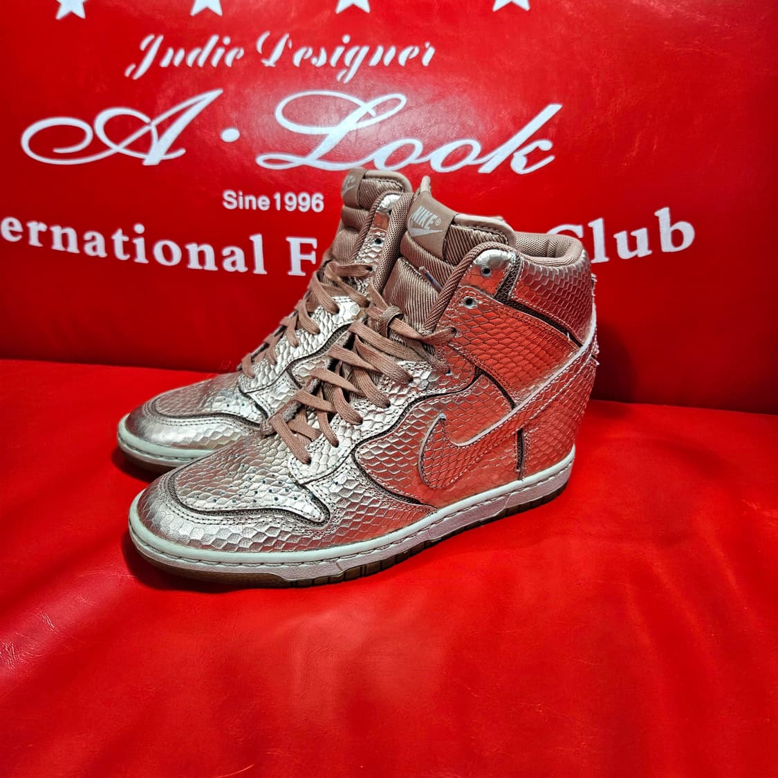 나이키(Nike) 프리미엄 덩크 스카이 하이 골드 웨지 스니커즈 상품이미지2