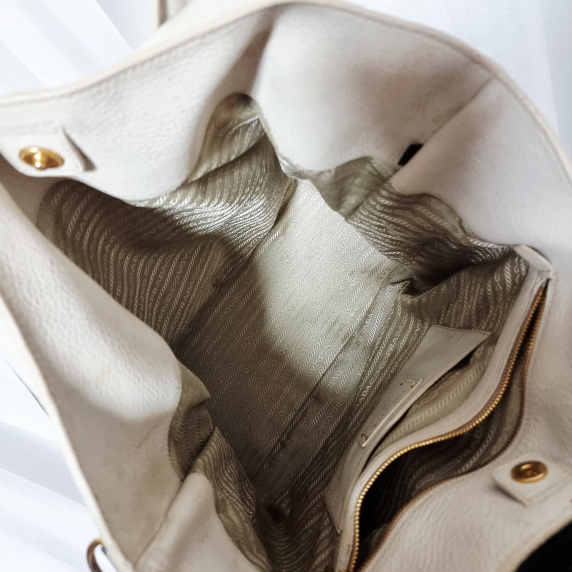 프라다 비텔로 다이노 숄더백 토트백 레더 가방 핸드백 (전체염색 필요함) 상품이미지3