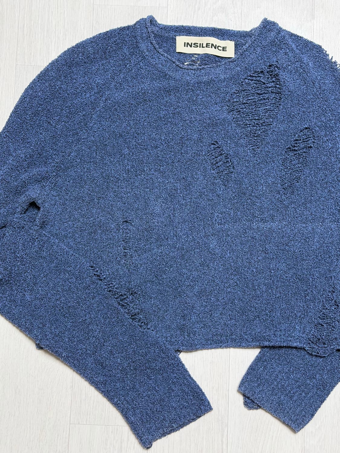 인사일런스 니트 상품이미지3