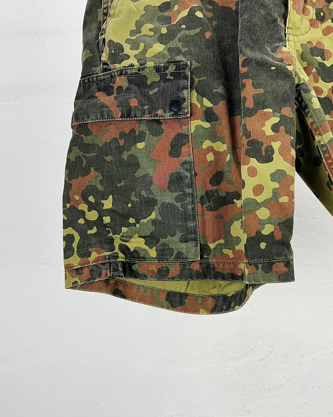 슈프림 19ss 독일군 카모 버뮤다 팬츠 상품이미지4