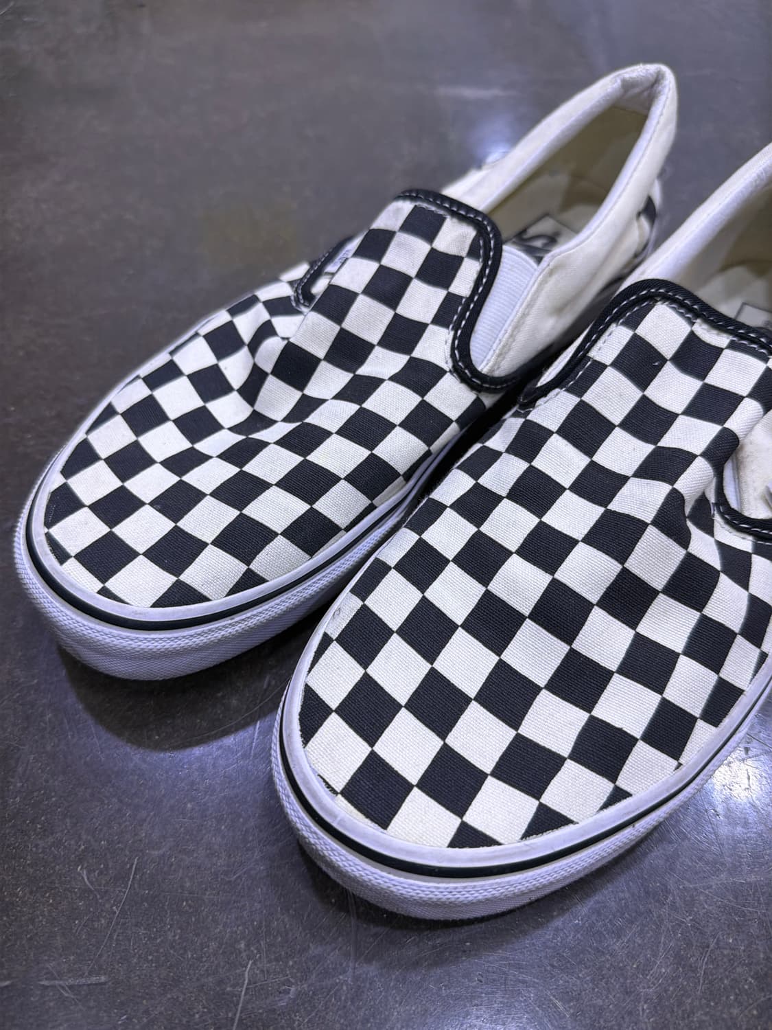 반스 체커보드 슬립온 스니커즈 275 상품이미지3