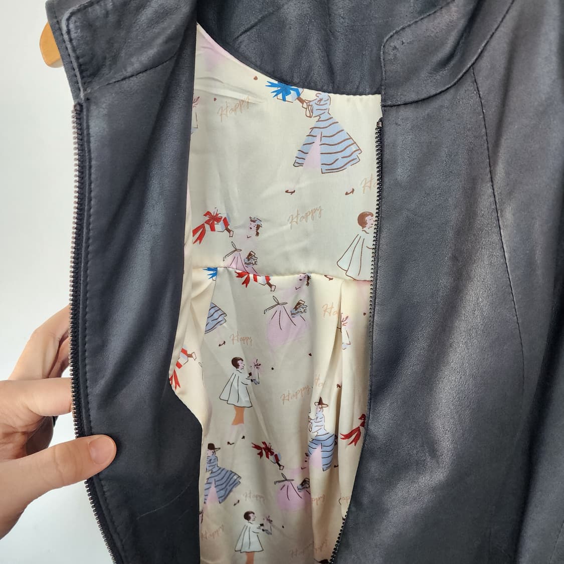 손정완 디자인 블랙 양가죽 롱 조끼 상품이미지2