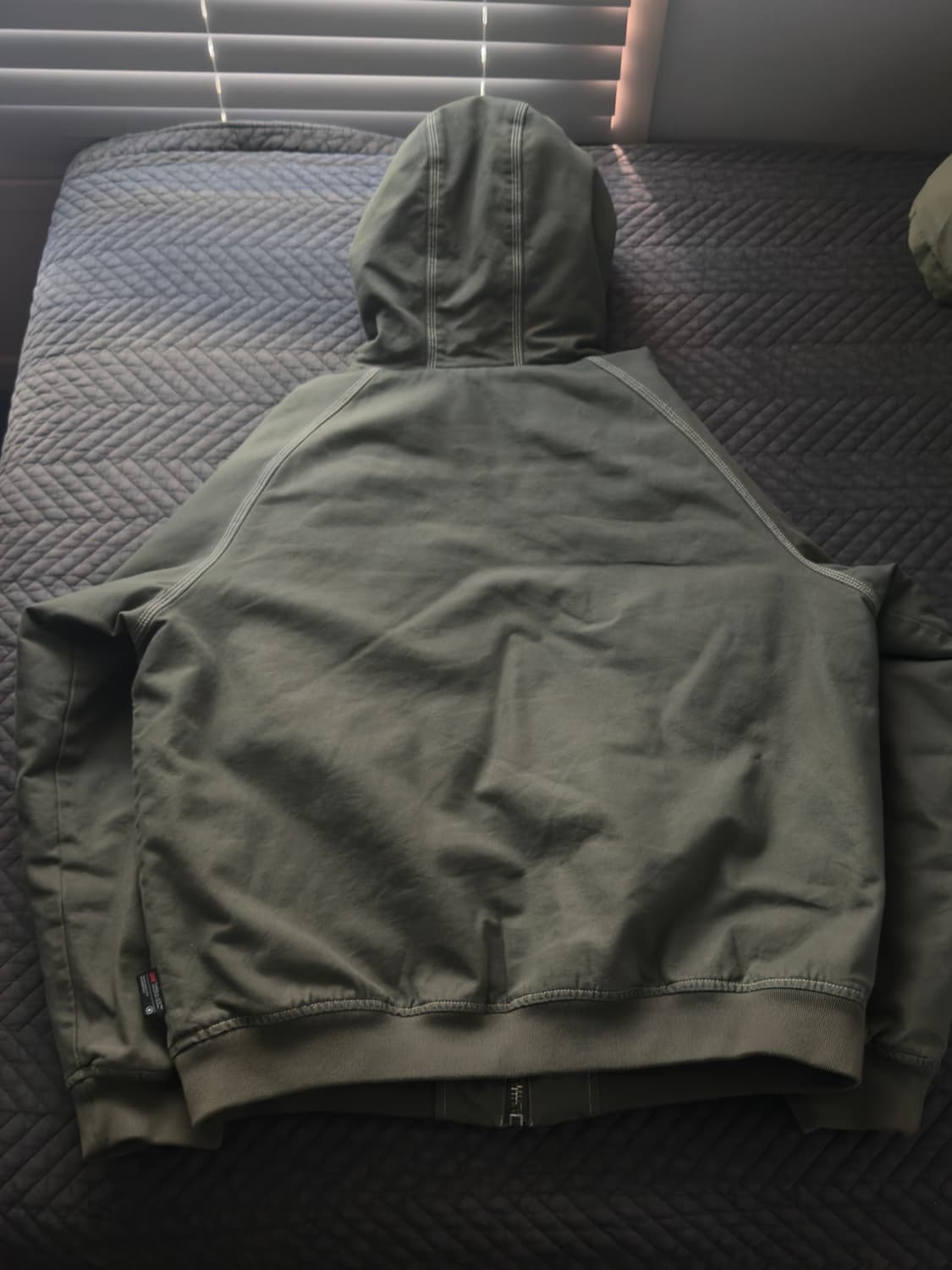 팔라스 10온즈 후디드 자켓 올리브 - 24FW 상품이미지3