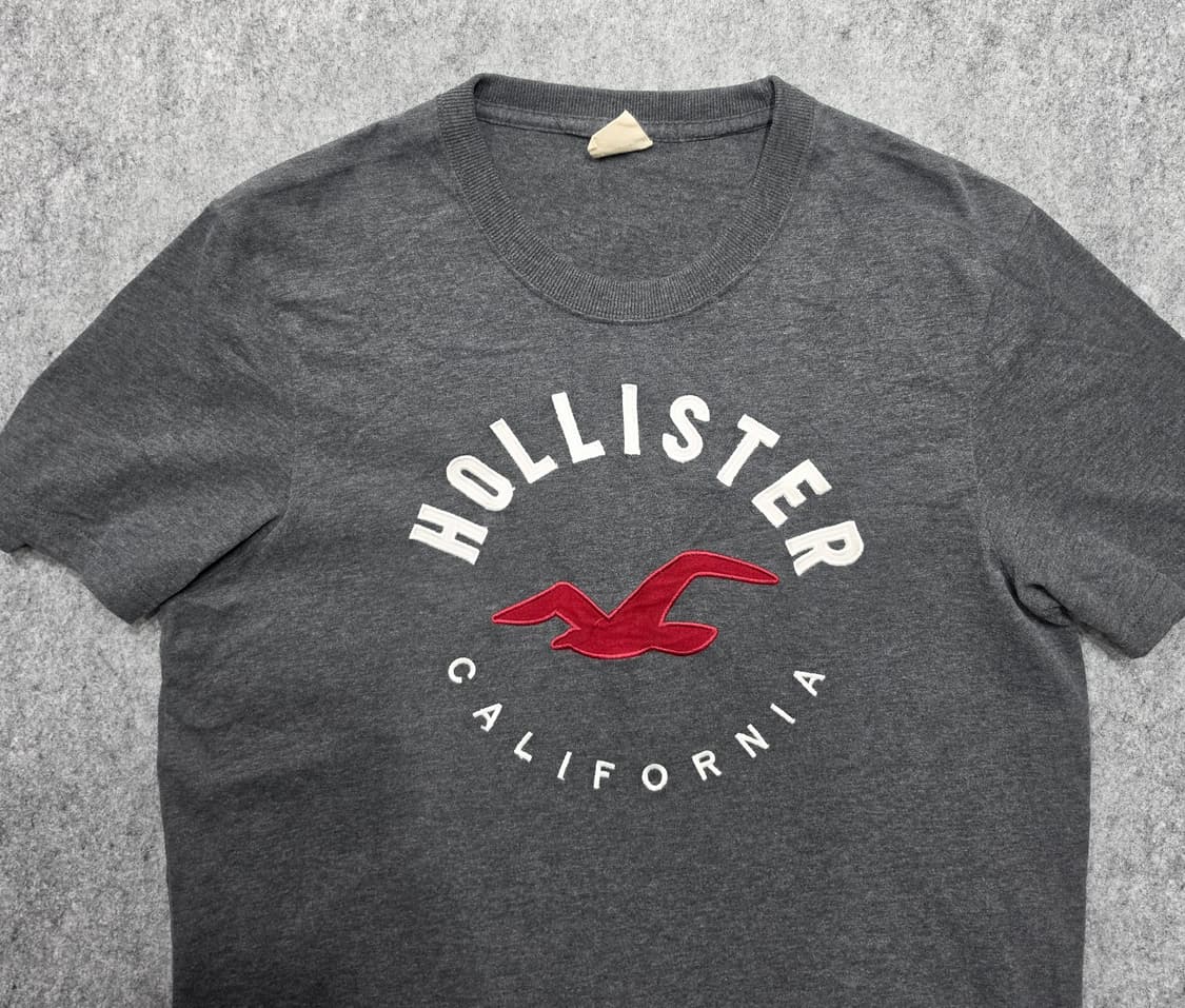 홀리스터 빅로고 Y2K 그레이 반팔티 XL 상품이미지3