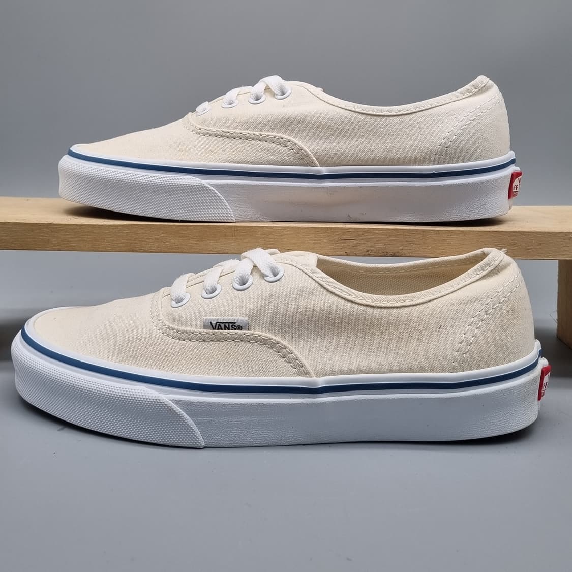 반스 어센틱 여성스니커즈240 상품이미지1