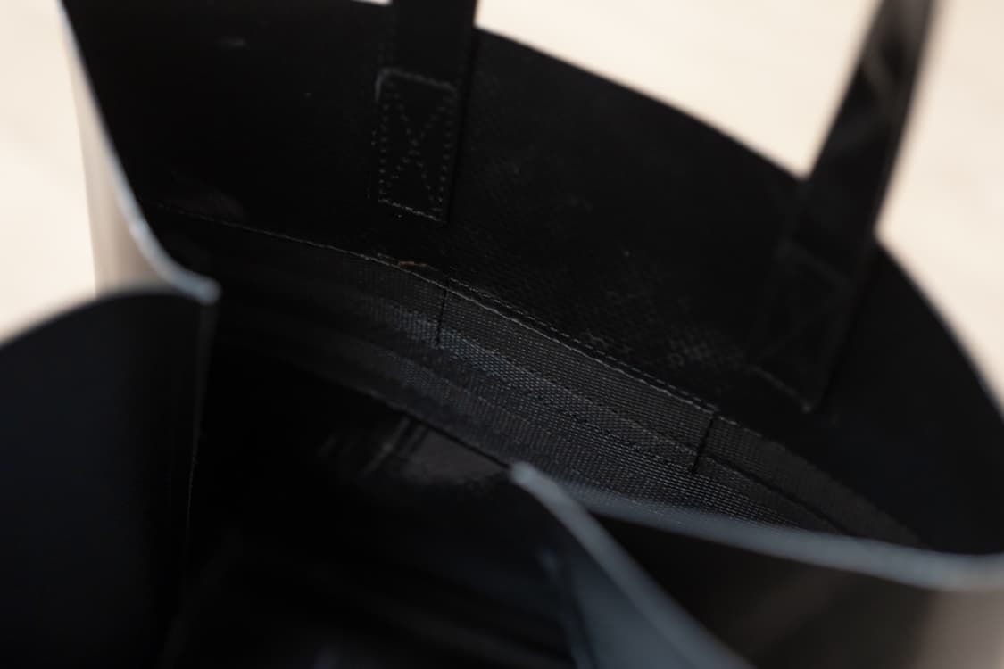 프라이탁 F250 SONNY 소니 토트백 올블랙 상품이미지5