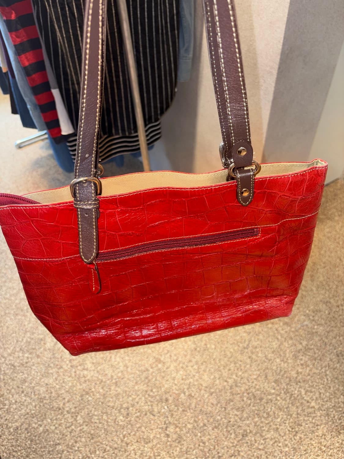 Crimson croc bag 상품이미지3