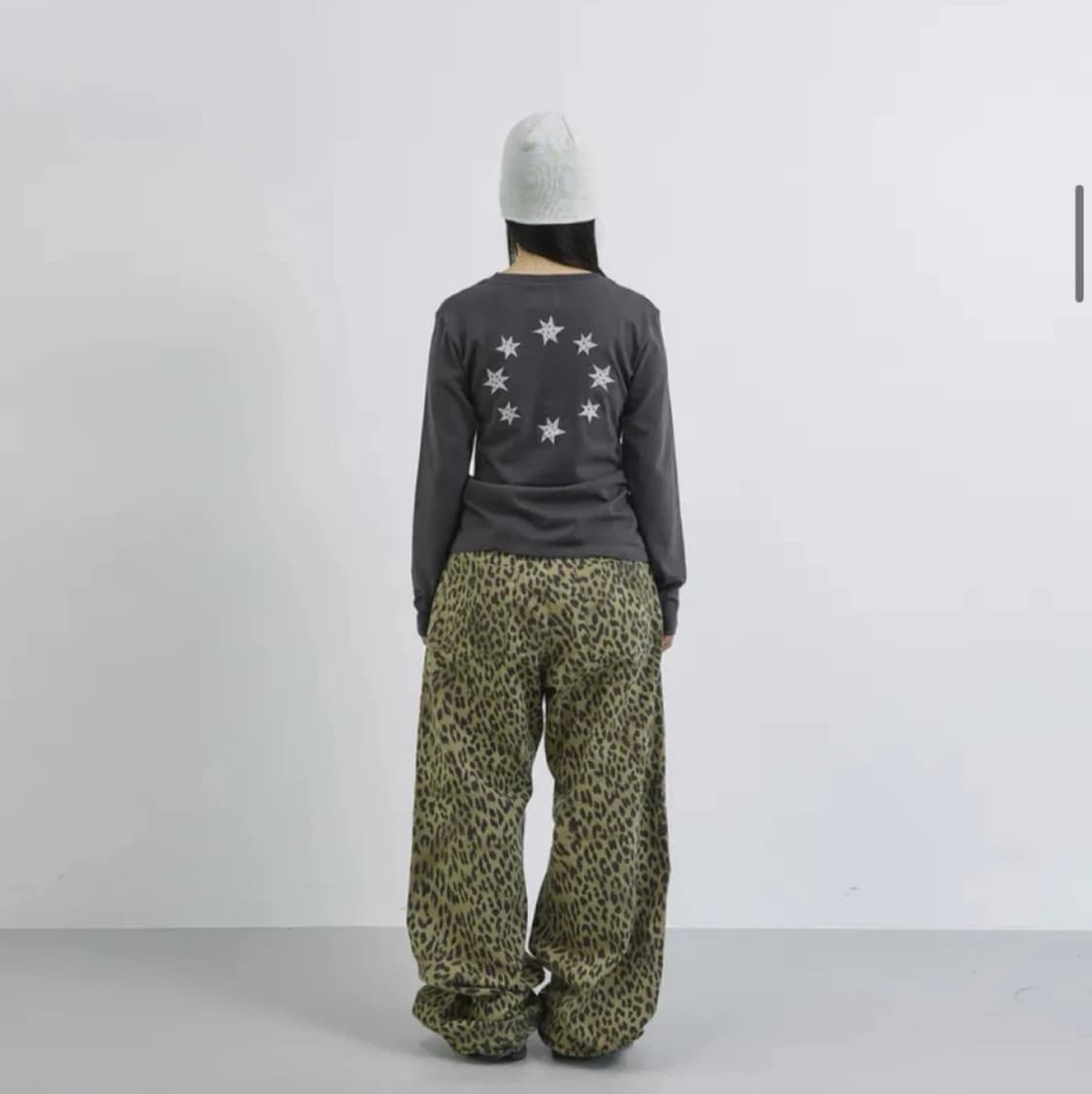 탄산마그네슘 스타 롱슬리브 차콜 상품이미지4