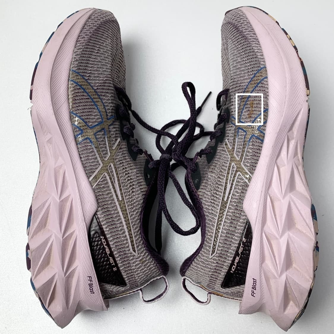 [235/정품] Asics 아식스 노바블라스트2 여성 운동화신발 상품이미지3