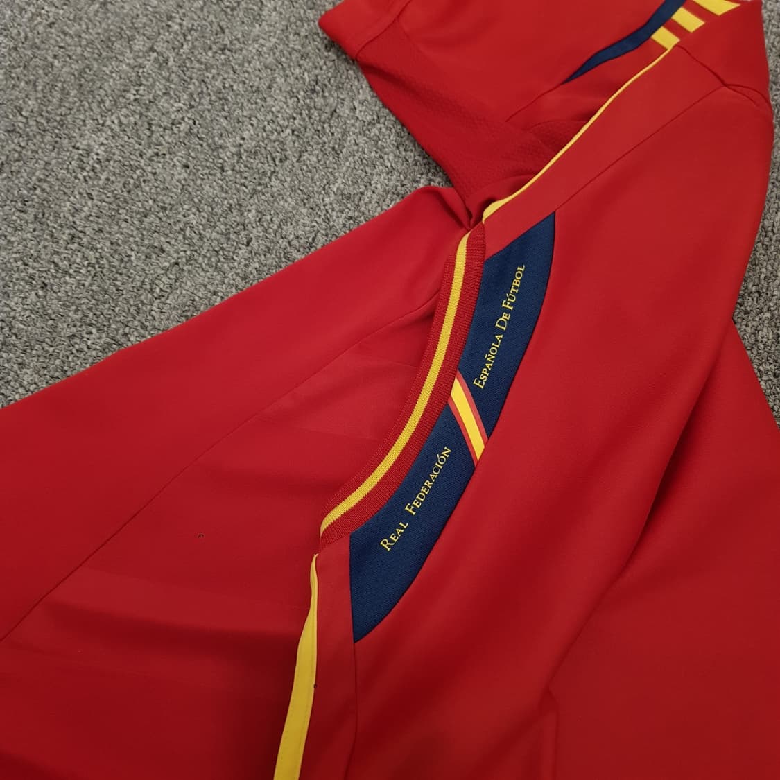 아디다스 스페인 축구 홈 유니폼 상품이미지4