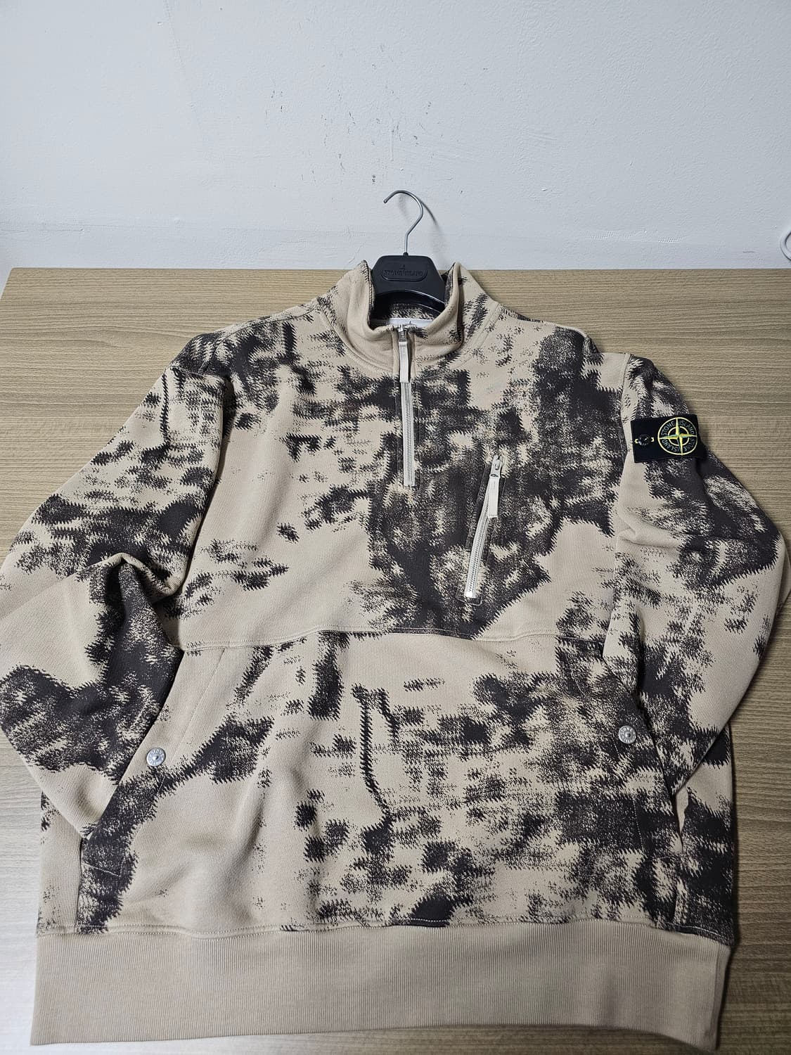 스톤아일랜드 카모플라주 오버사이즈 하프집업 상품이미지2