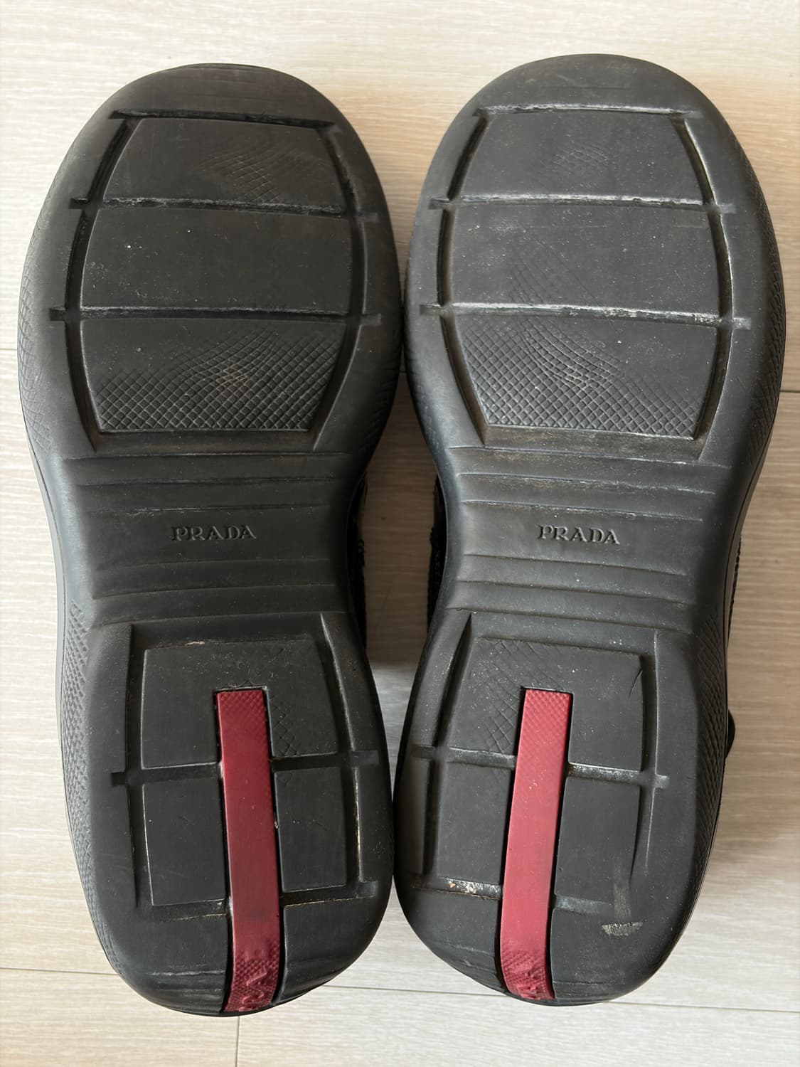 프라다 아메리카컵 블랙 에나멜 상품이미지7