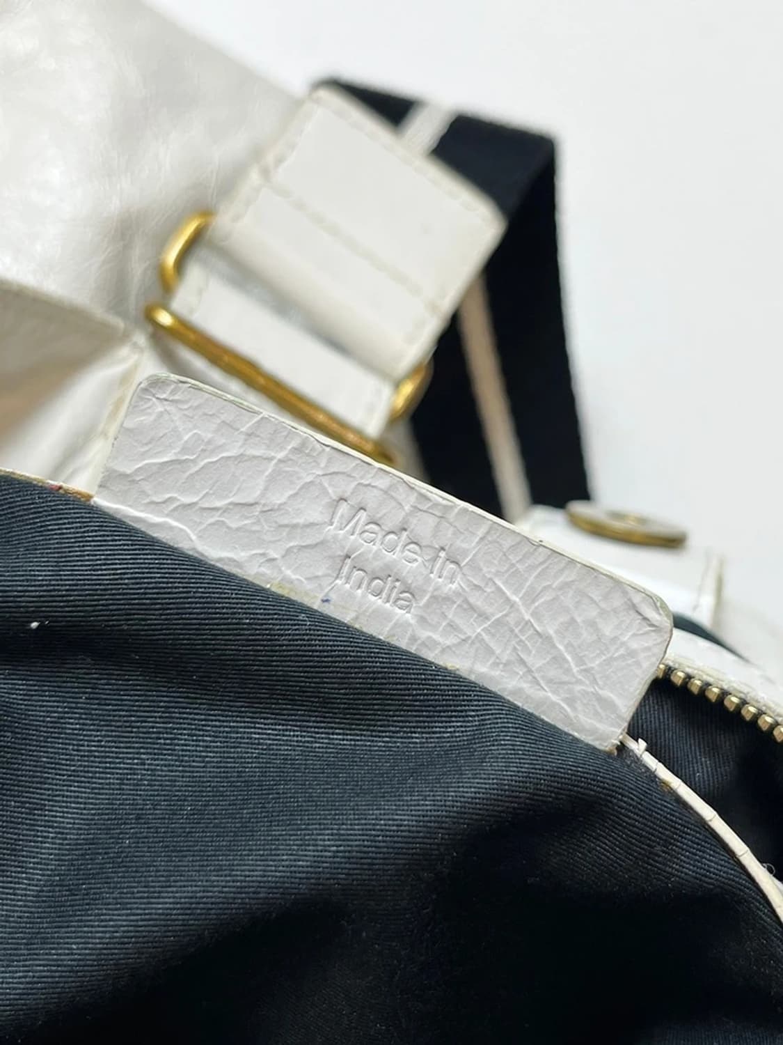 이자벨마랑 20ss 화이트 크링클 쇼퍼백 Q1416 상품이미지9