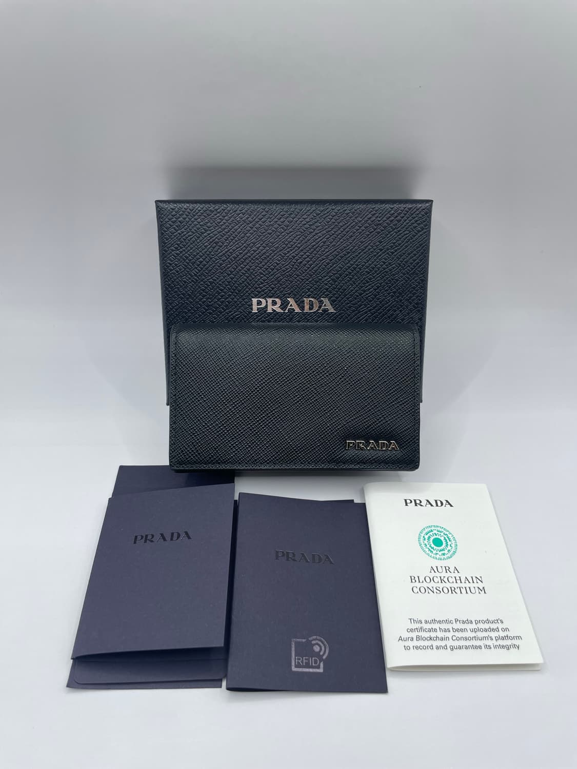 프라다 2MC122 사피아노 카드 홀더 지갑 상품이미지1