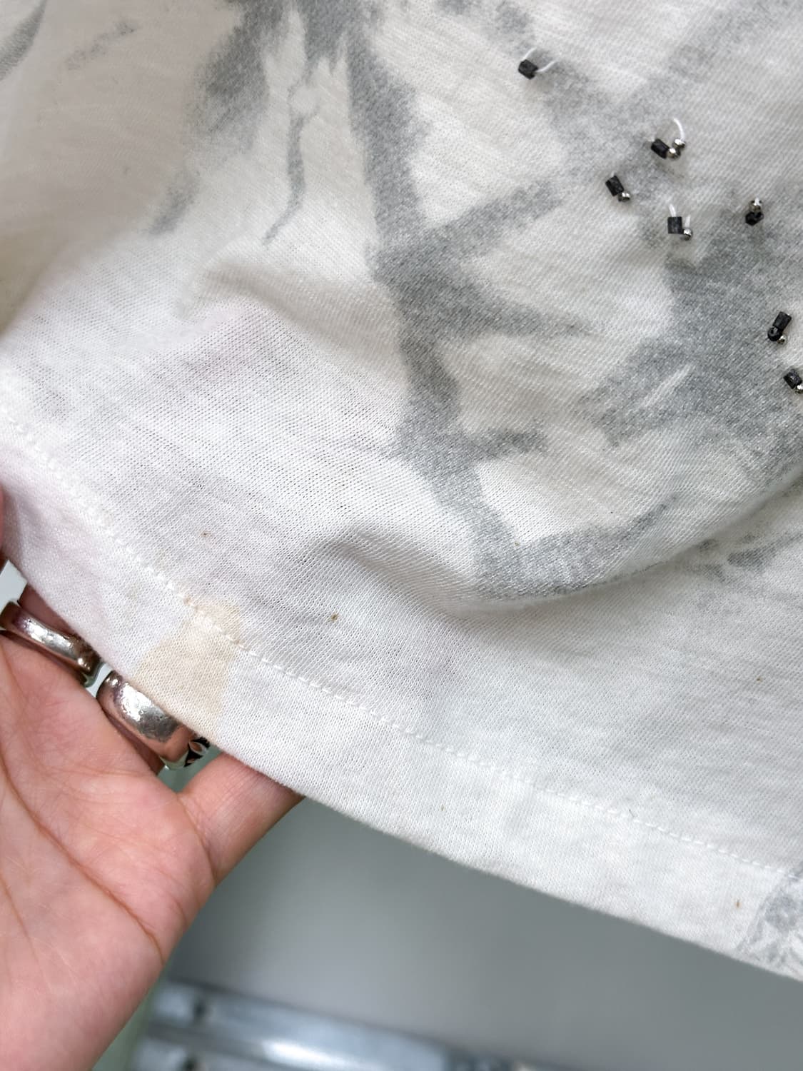 grunge printed beads pocket long t shirt 상품이미지3