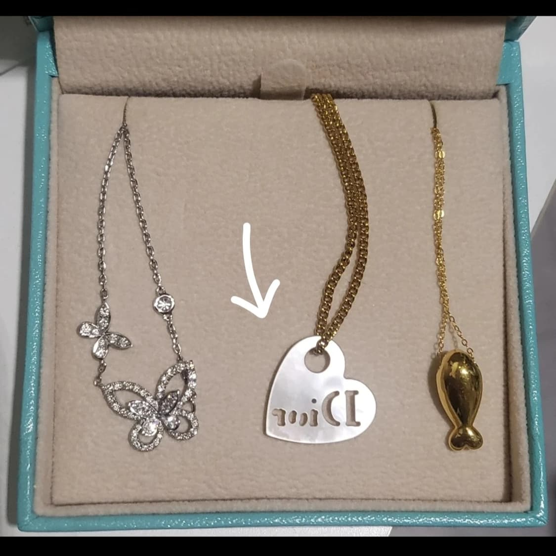 (정품) 디올 하트 쉘 목걸이(Dior heart shell gold) 상품이미지5