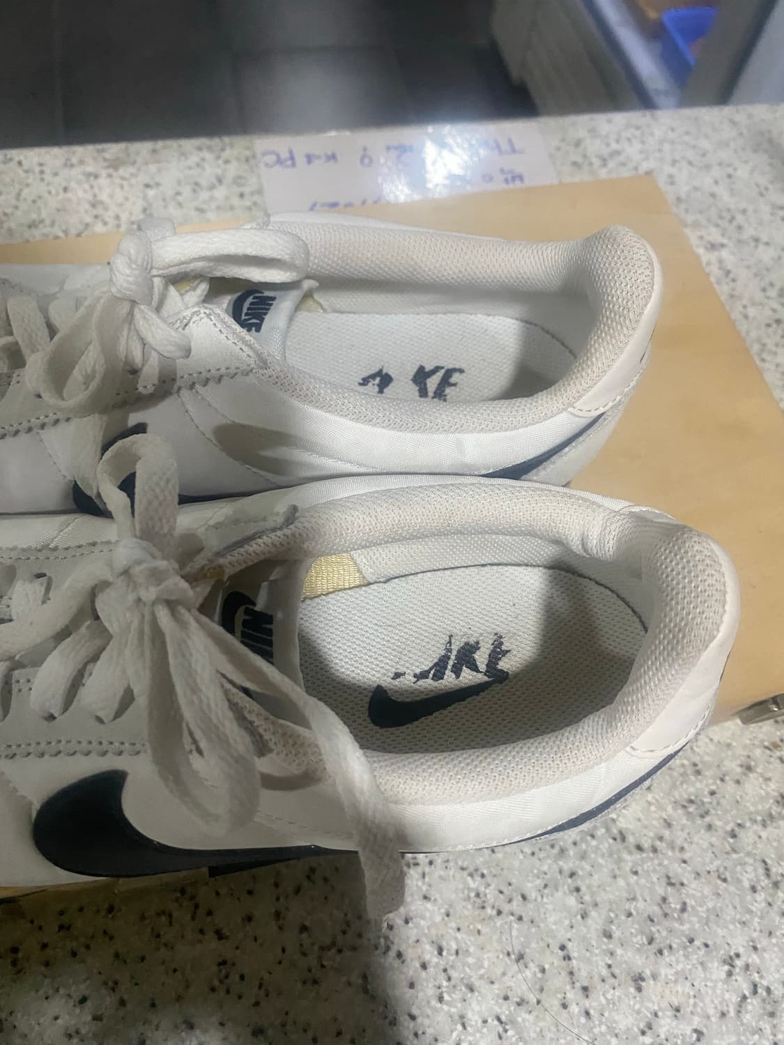 나이키 코르테즈 흰검 260 상품이미지5