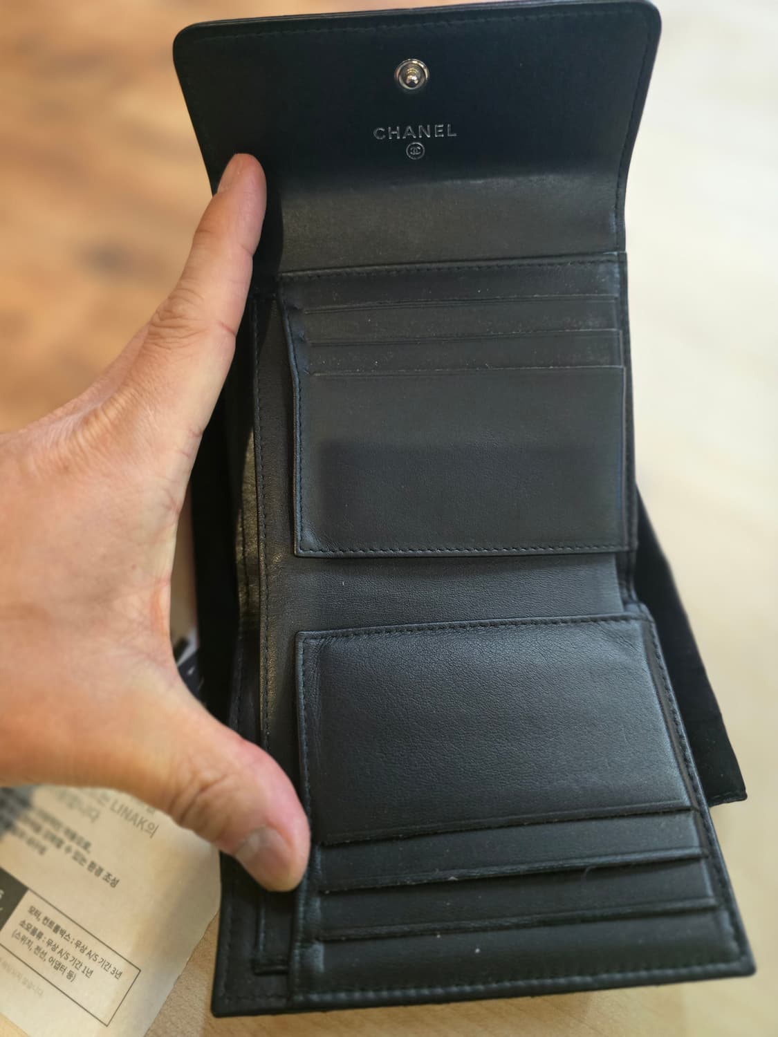 샤넬 반지갑 판매합니다. 상품이미지3