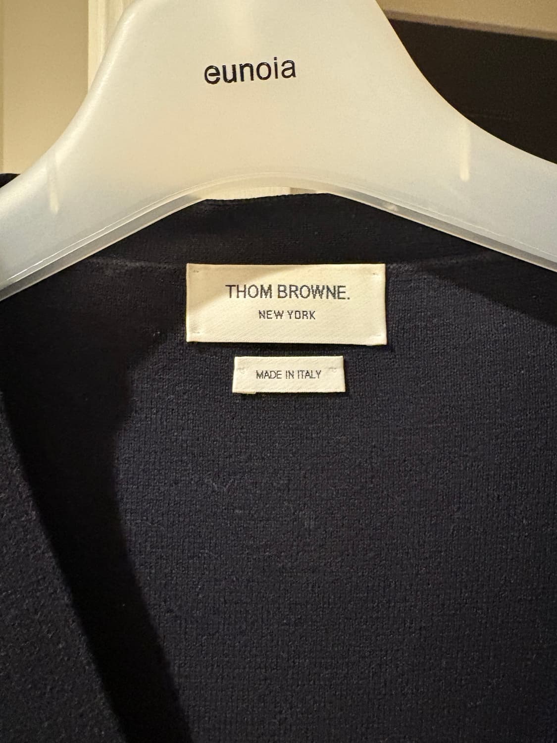 톰브라운 금장 가디건 팝니다 상품이미지3