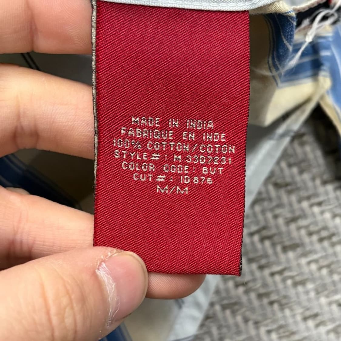 게스 자수 디테일 스트라이프셔츠 v2918 상품이미지10