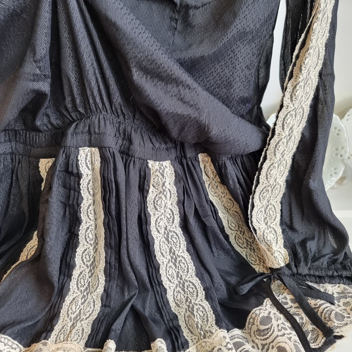 블랙 레이스 롱 슬리브 원피스 상품이미지6