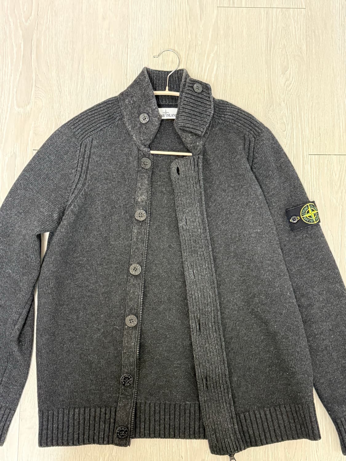 스톤아일랜드 니트집업 상품이미지1