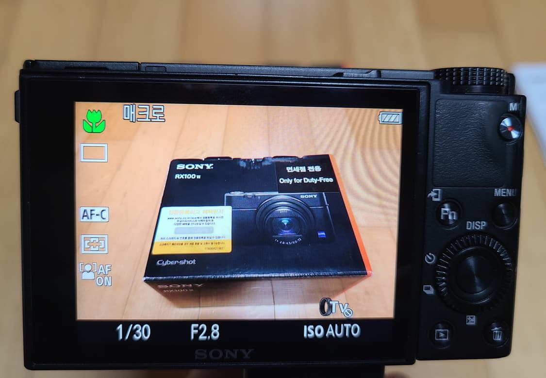 소니 RX100M6 카메라 + 소니 슈팅그립 배터리 3개, 바로 사용 상품이미지8