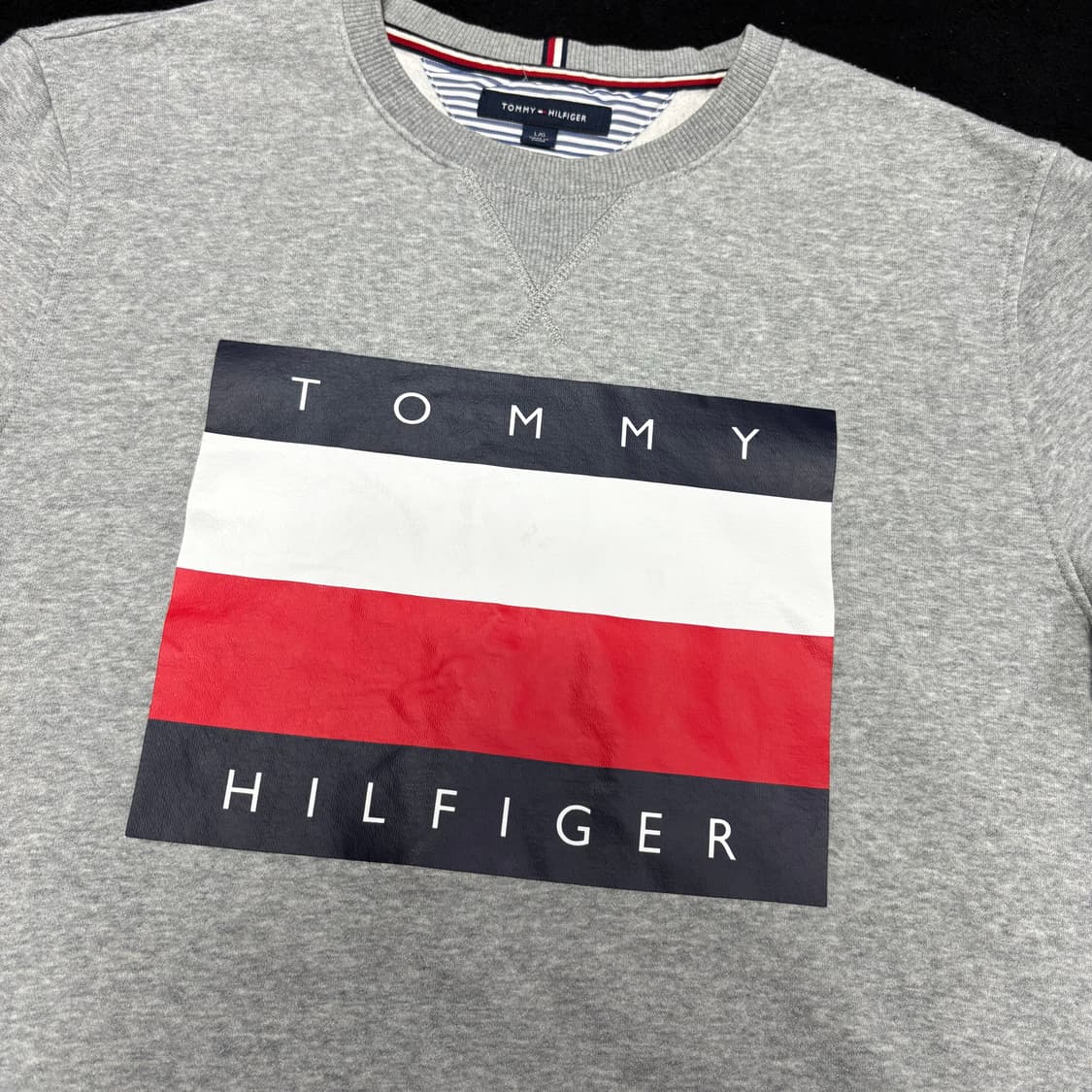 L 타미힐피거 그레이 빅로고 맨투맨 상품이미지3