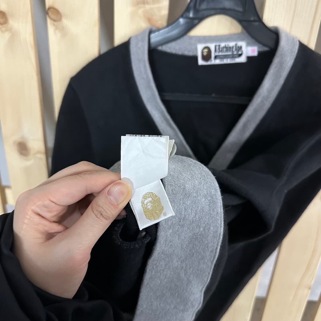 (XS) 베이프 블랙 니트 가디건 상품이미지6