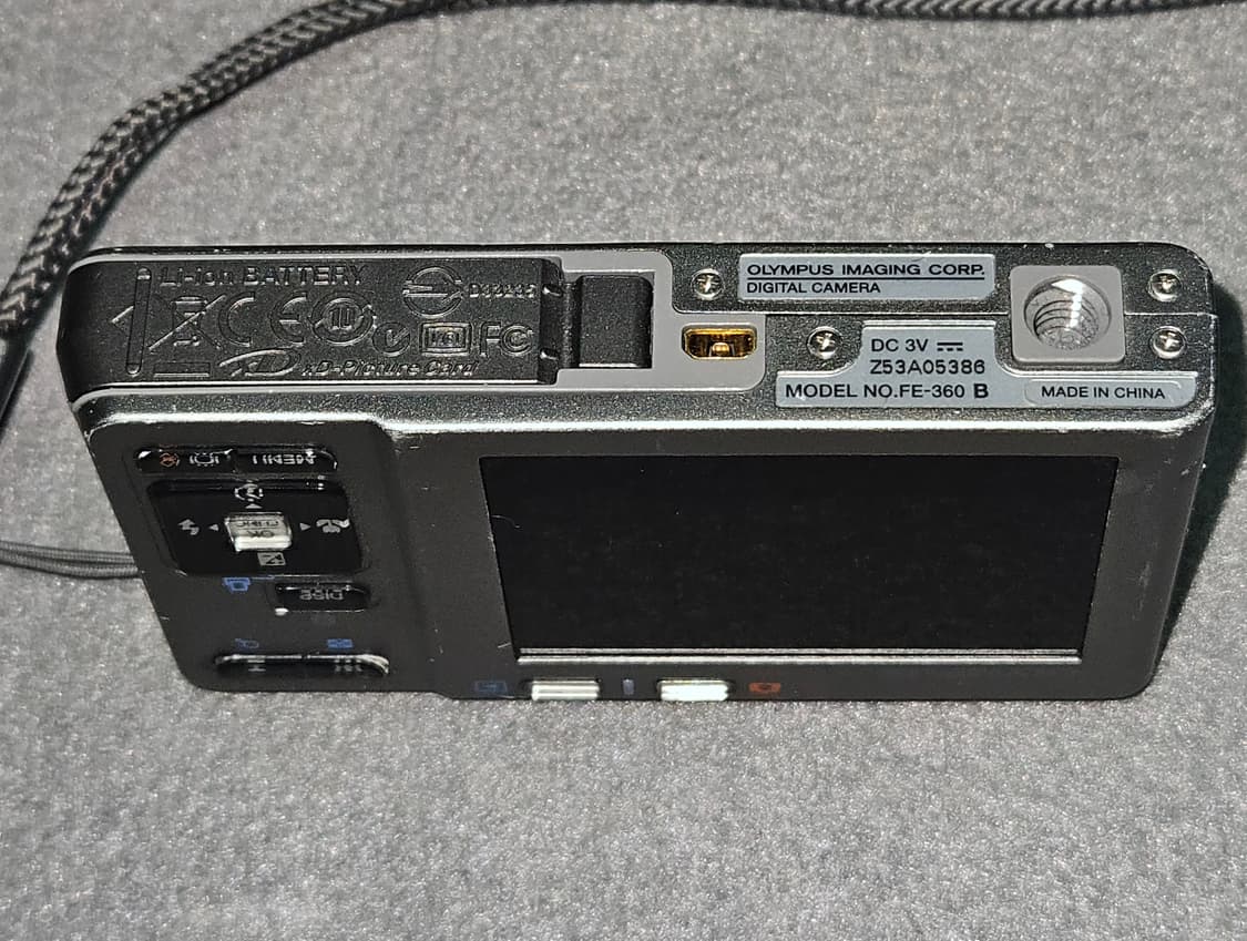 올림푸스 FE-360 빈티지 디카 판매합니다 상품이미지4