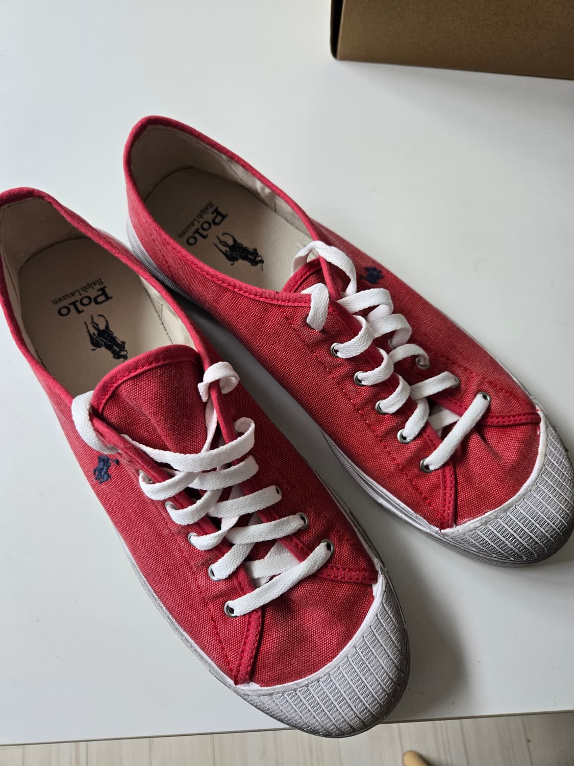 폴로 에센스 100 캔버스 캡토 스니커즈 레드 상품이미지2