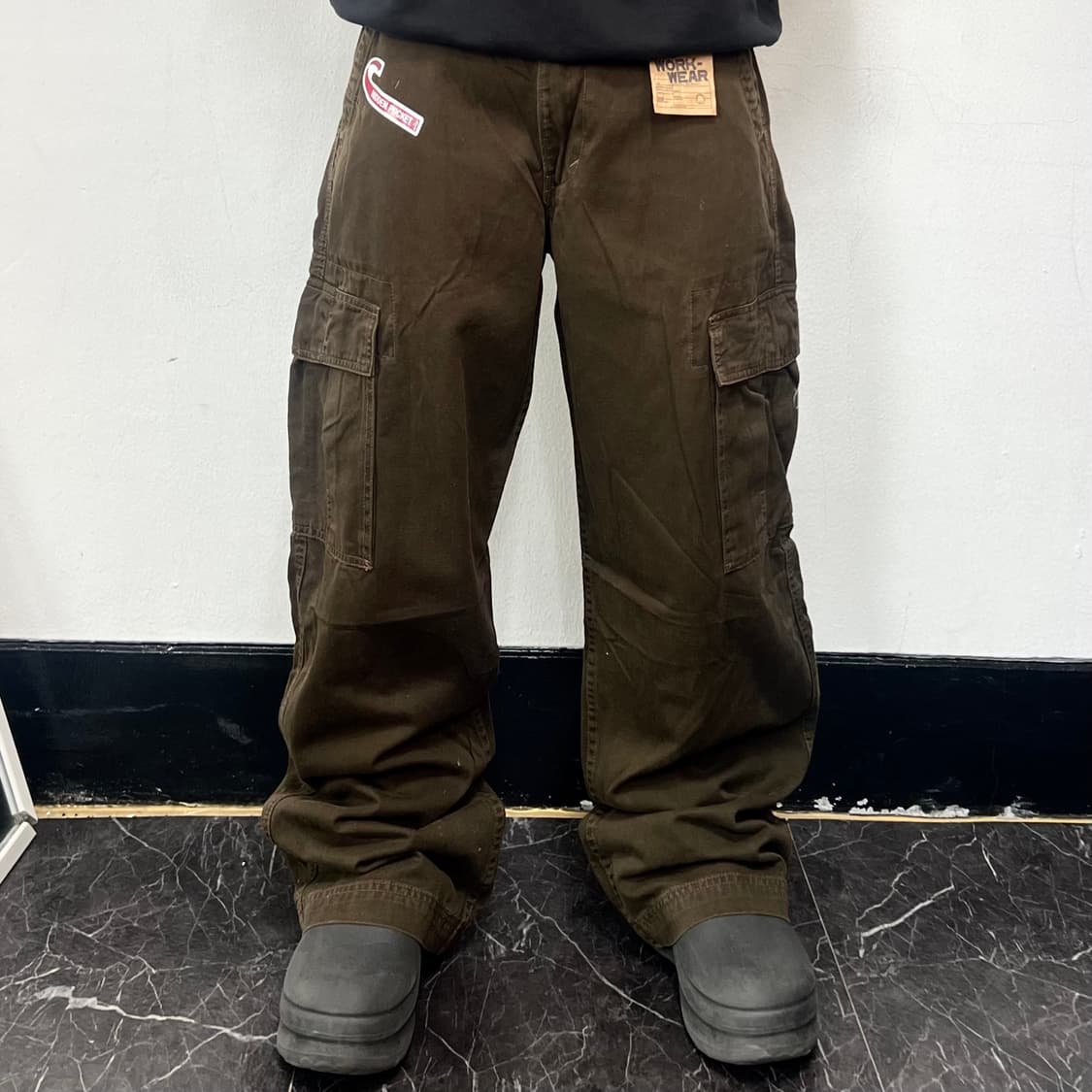 리바이스 더블포켓 카고 루즈스트레이트 팬츠 브라운 상품이미지2