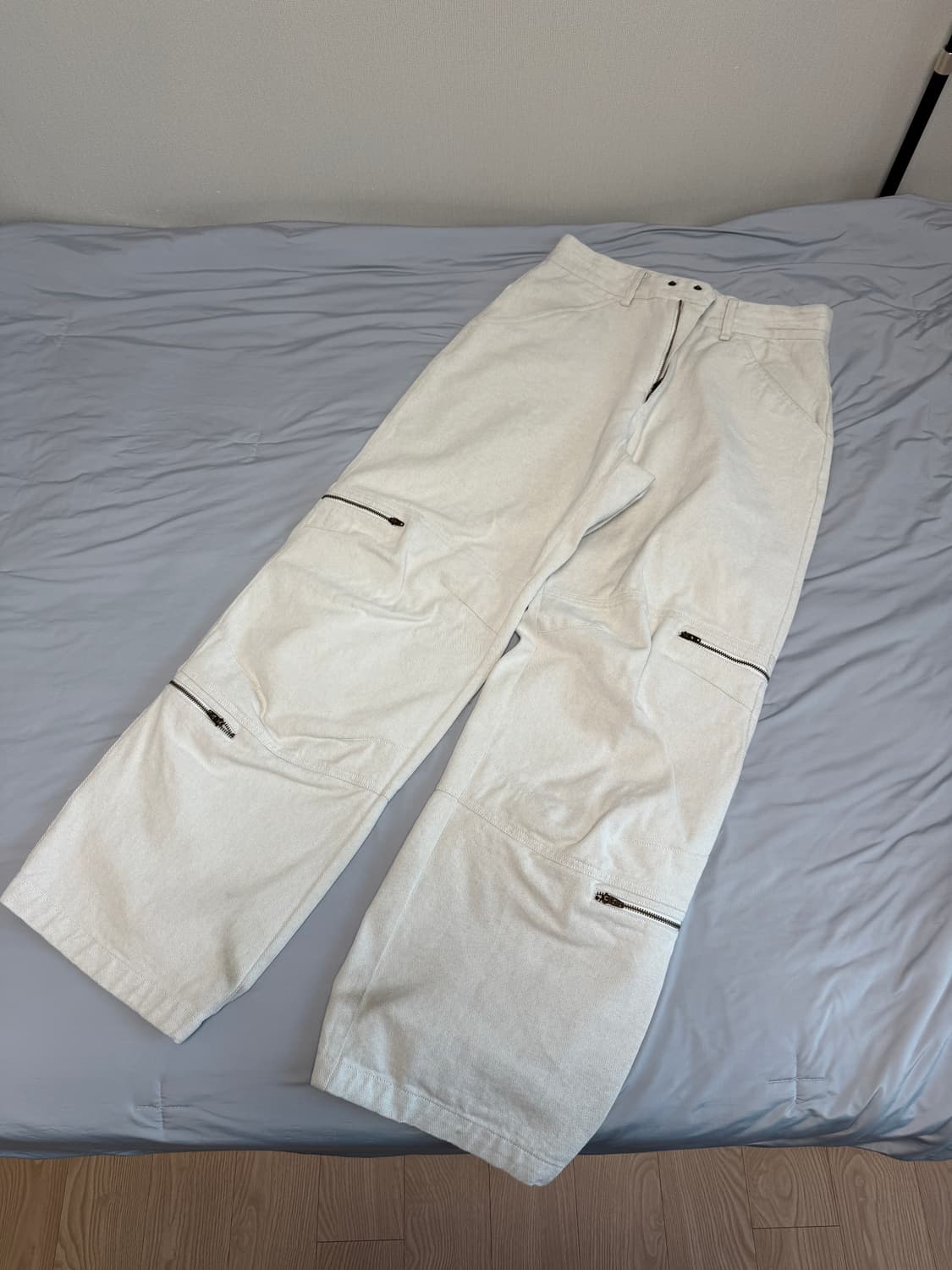 yiyae labor zipper pants 이예 지퍼 팬츠 M사이즈 상품이미지1