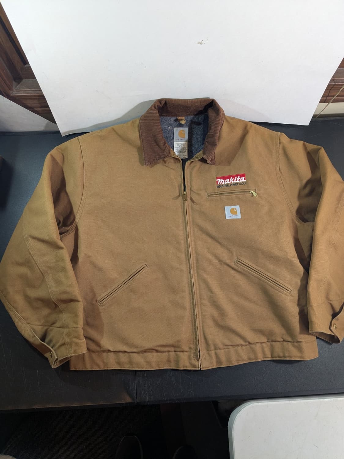 칼하트 J01 디트로이트 커스텀 자켓 브라운 상품이미지1