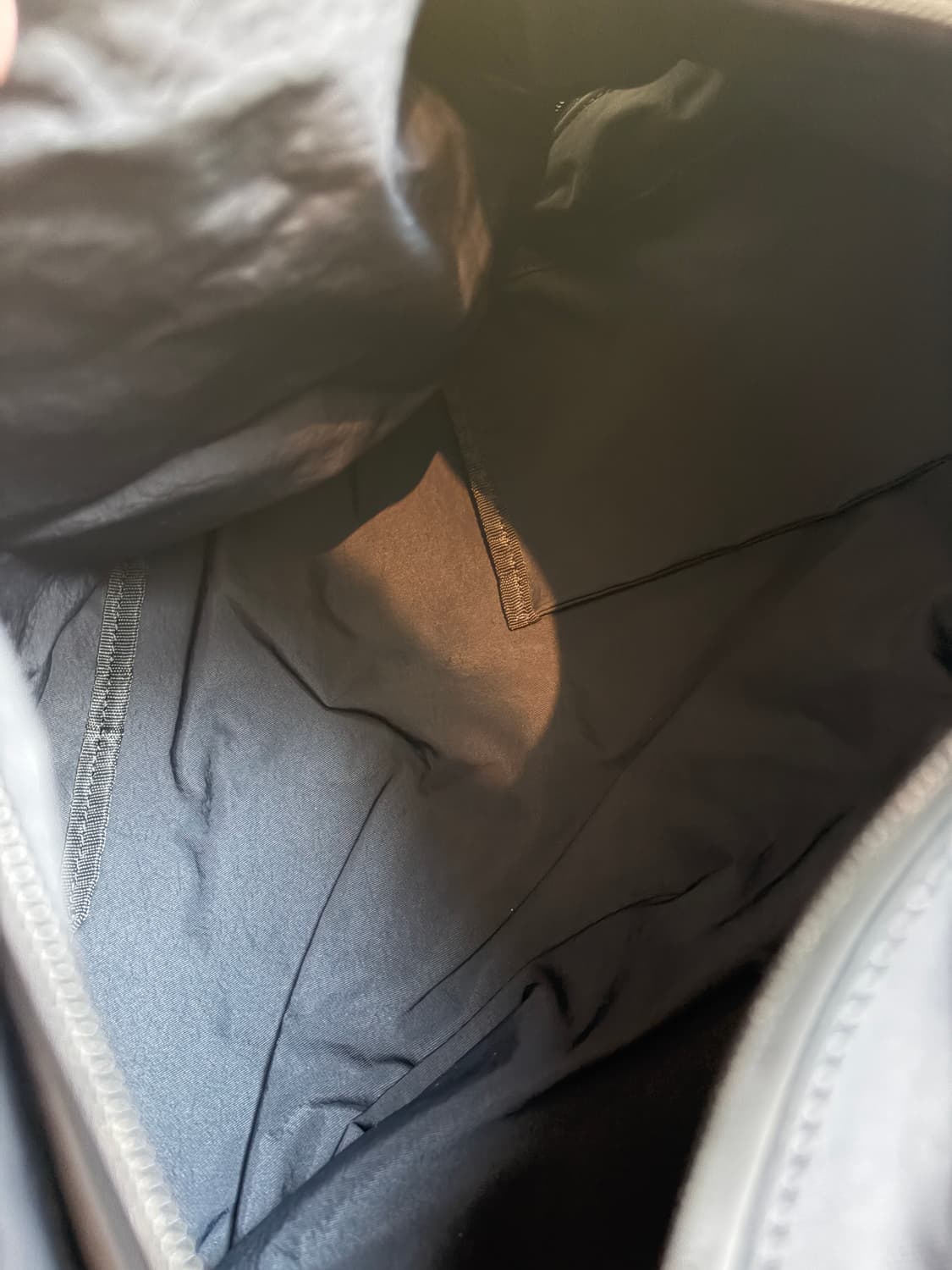 포커페이스 드로우스트링 키링 나일론 백팩 블랙 상품이미지4