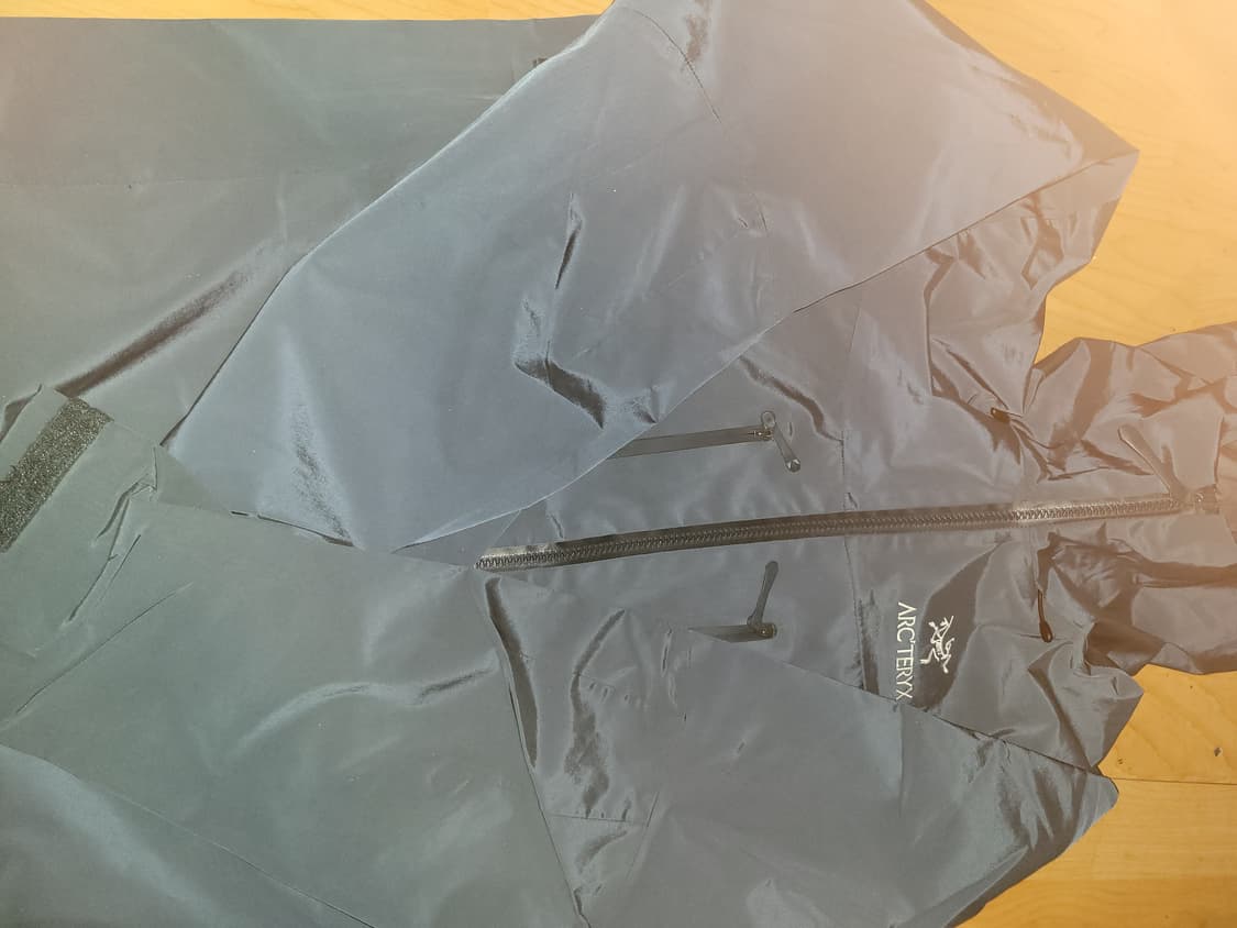 아크테릭스 알파 AV 고어텍스 프로 바람막이 상품이미지1