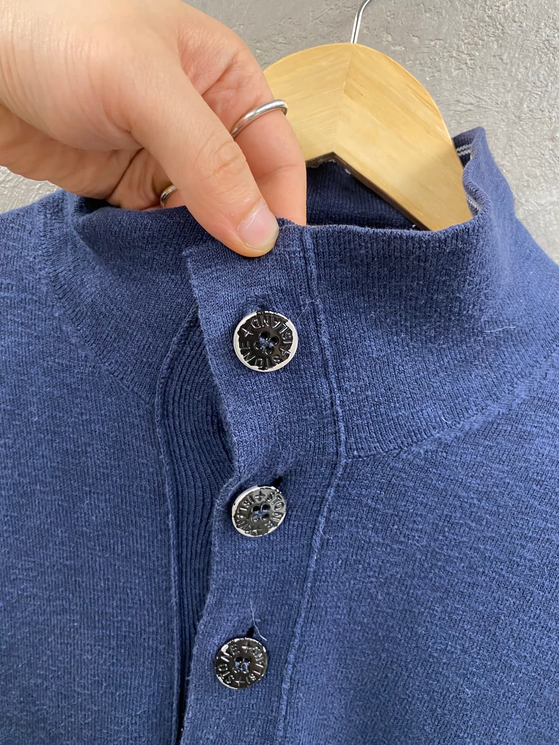 [M] Stone Island 스톤아일랜드 버튼업 네이비 니트 상품이미지3