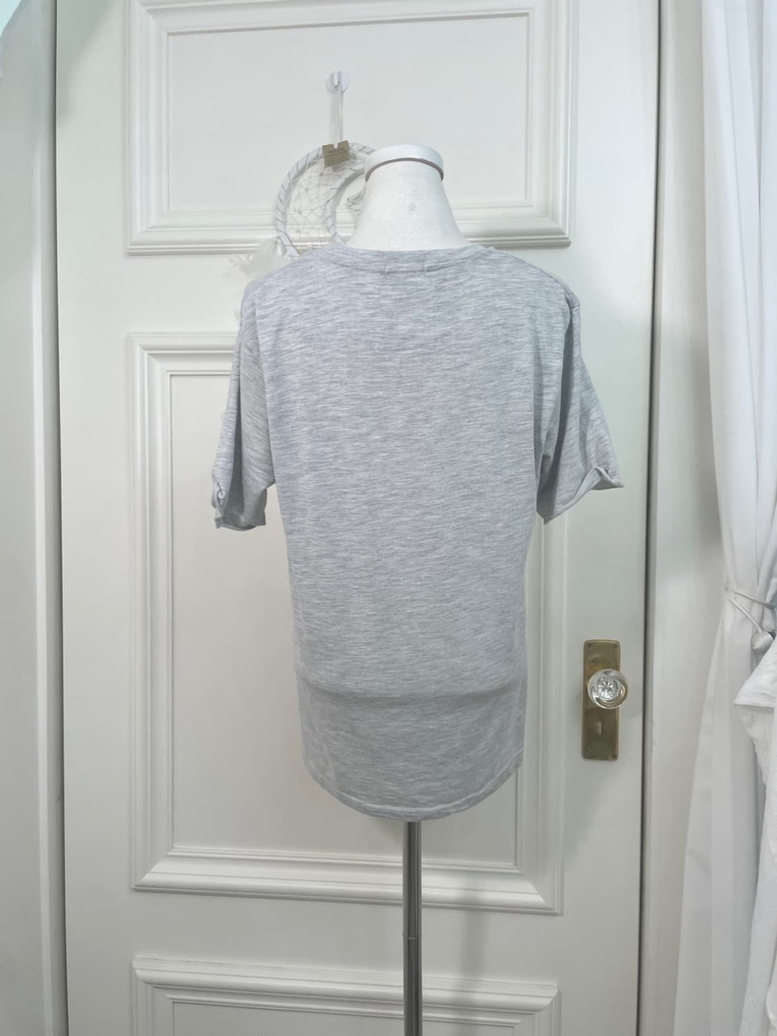 melange gray chain embroidery v-neck top 상품이미지3