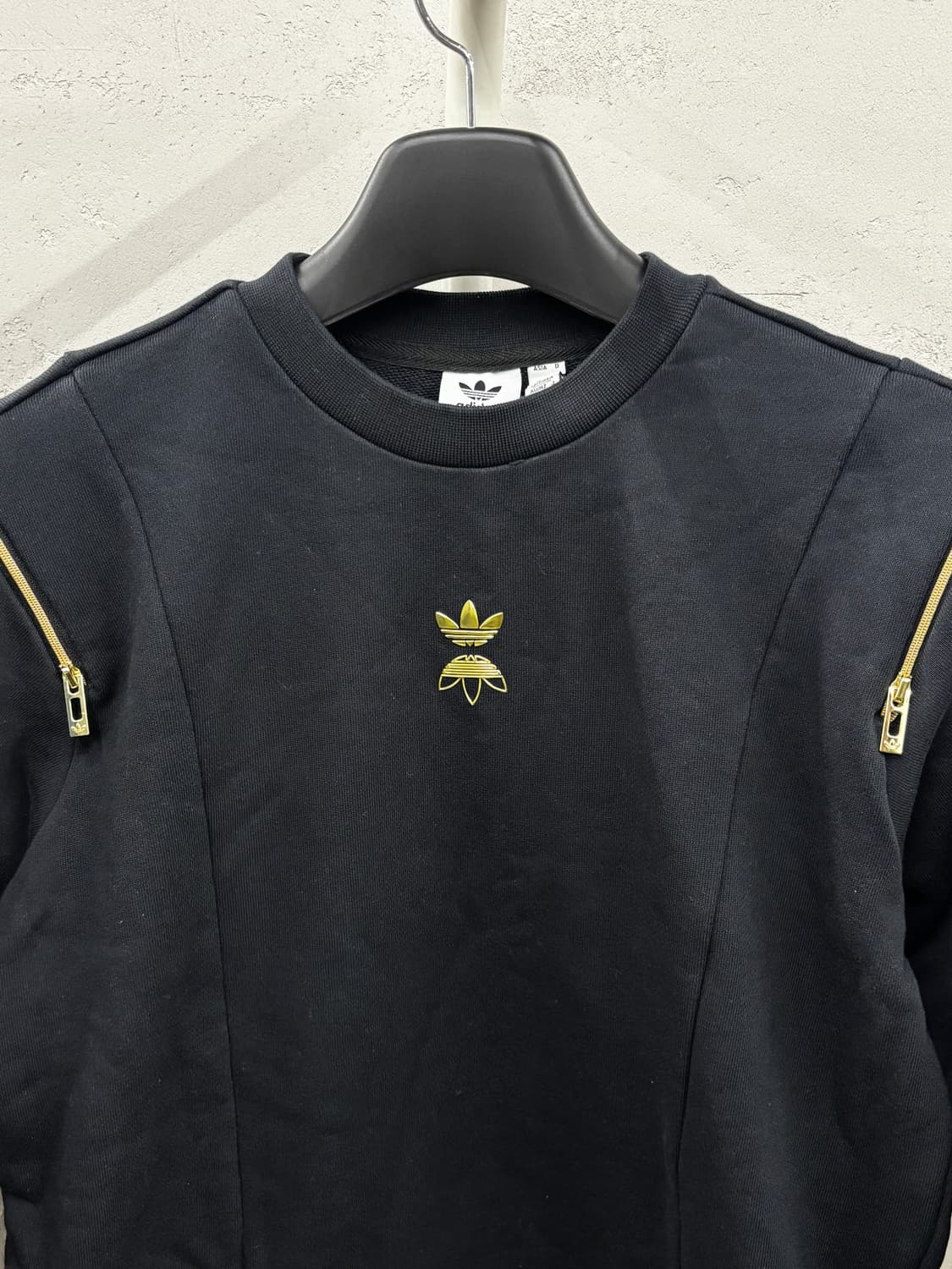 아디다스 오리지널 여성 크루 숄더 긴팔티셔츠 XS 상품이미지3