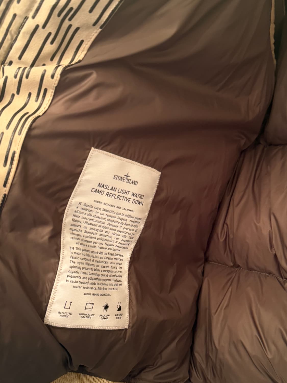 [105] 스톤 아일랜드 433E1 나슬란 라이트 와트로 레인 카모 리플 상품이미지4