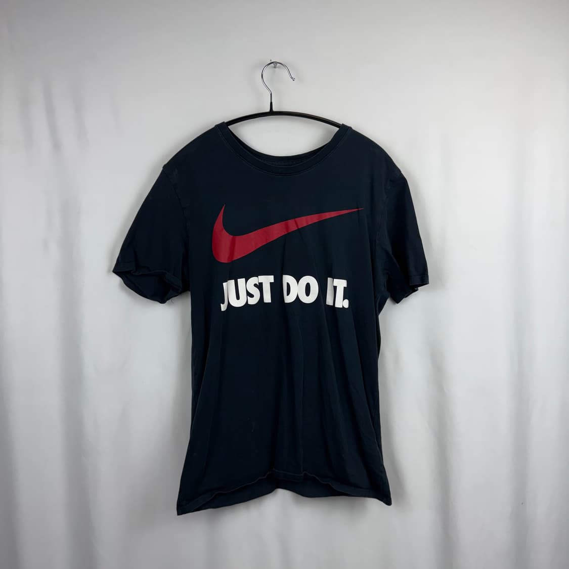 (M) 나이키 스우시 JUST DO IT 프린팅 반팔 티 블랙 상품이미지2
