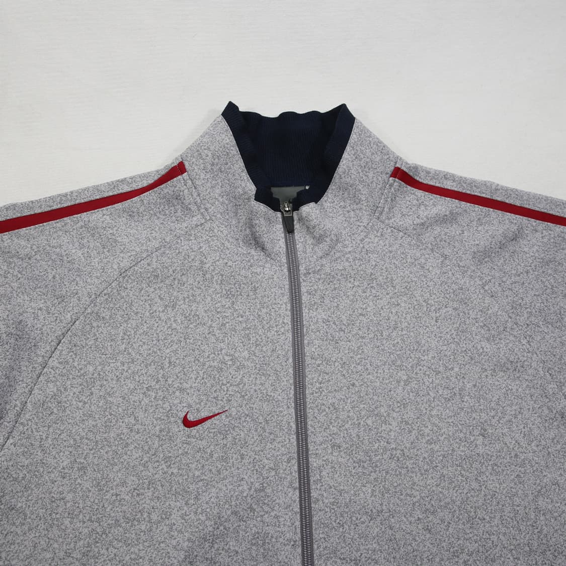 (착용컷) 나이키 올드스쿨 트랙 자켓 (남성용 108) 상품이미지4