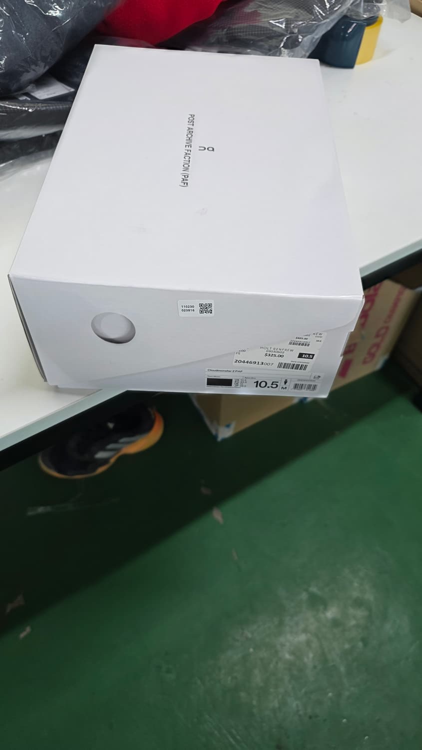 On paf 클라우드몬스터 2 톰브라운 상품이미지1