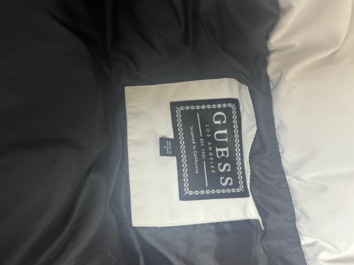 게스 패딩 s 상품이미지5