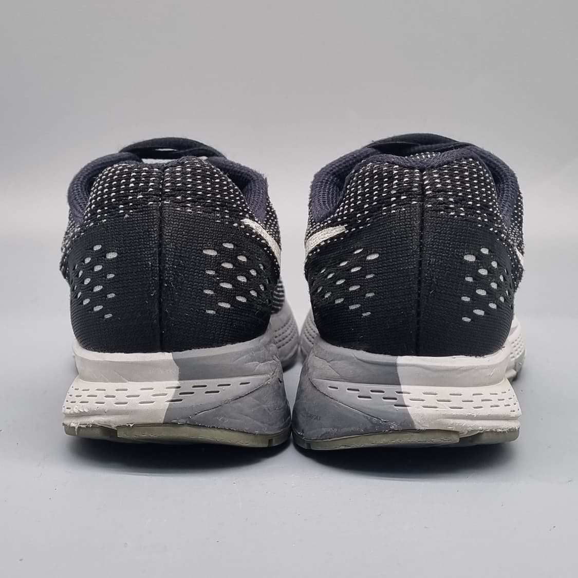 나이키 에어줌 스트럭쳐19 여성런닝화230 상품이미지4