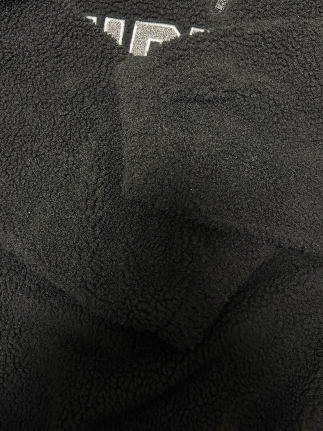 슈프림 아크 하프 집 플리스 풀오버 블랙 - 23FW 상품이미지3