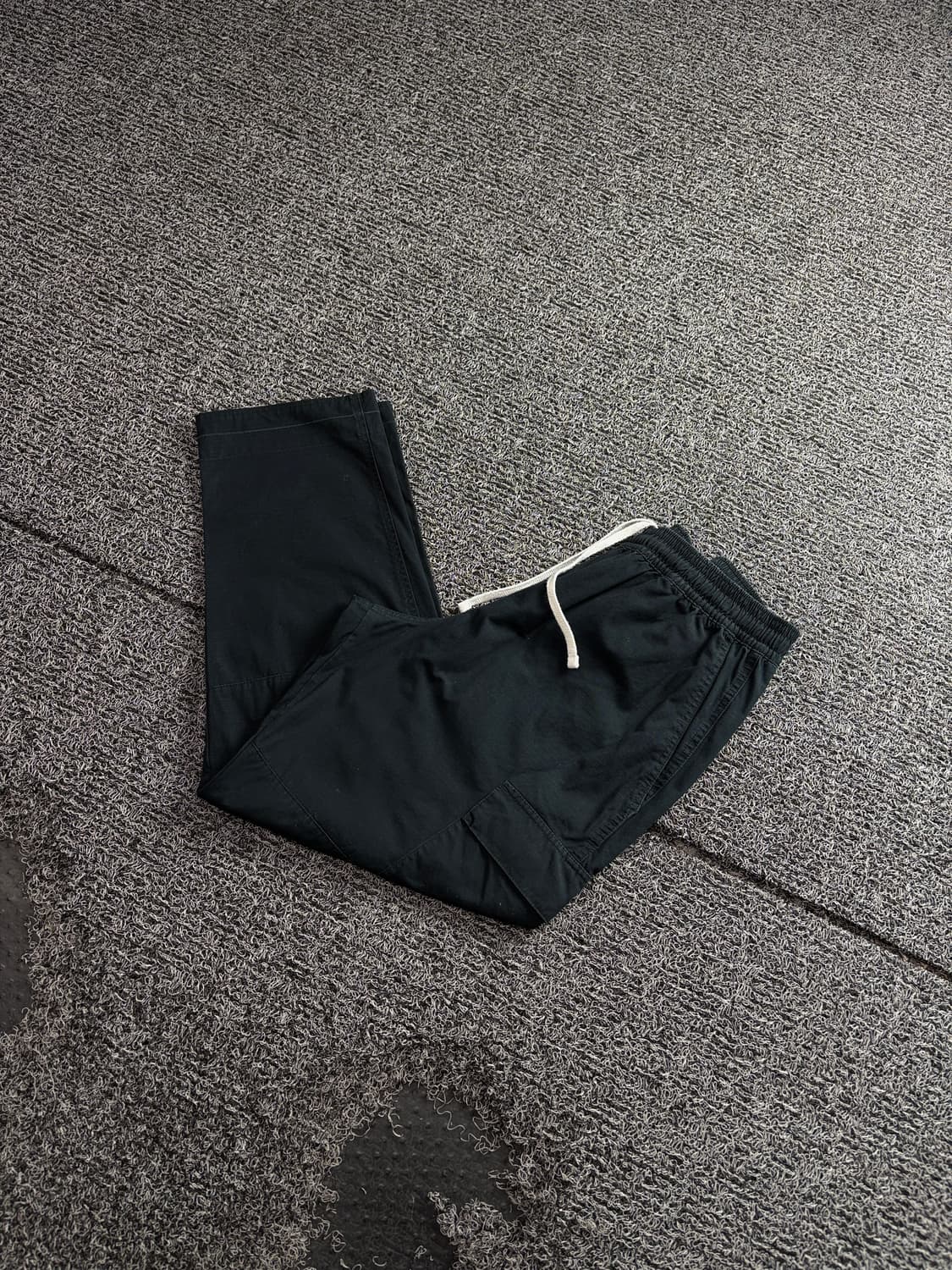 나이키 스몰로고 립스탑 카고 팬츠 블랙 4499 상품이미지1