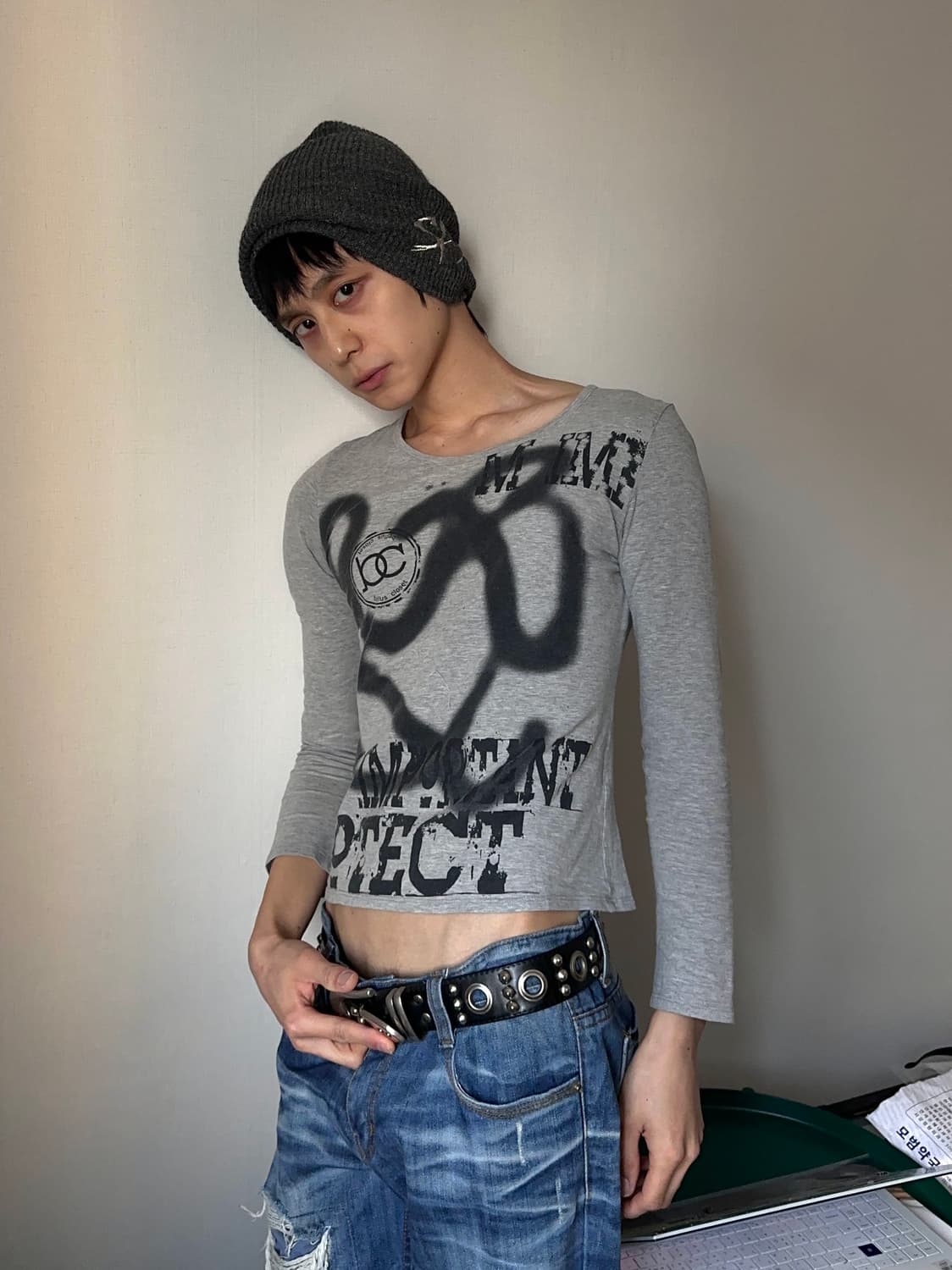 Bellus Closet 그래피티 롱 슬리브 상품이미지3