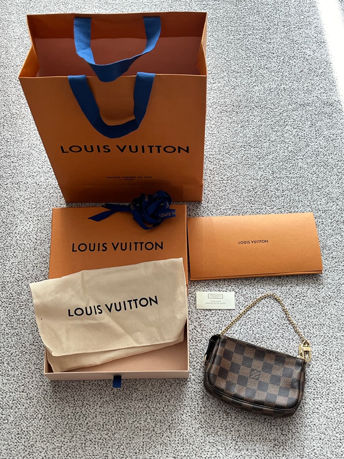 루이비통 미니포쉐트 다미에 상품이미지1
