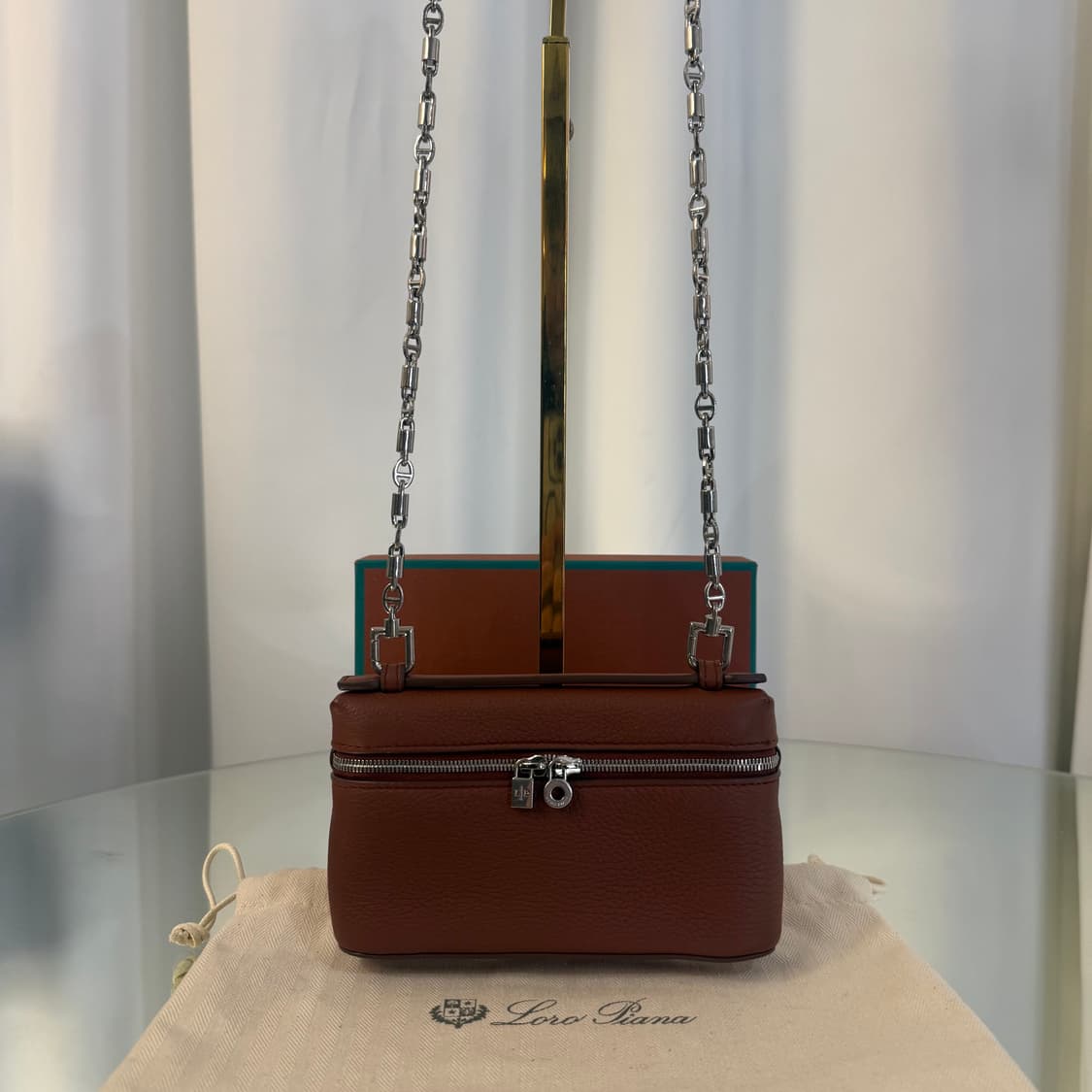 로로피아나 엑스트라 포켓 미니 파우치 숄더 크로스백  상품이미지2